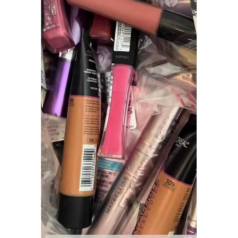 300 PCS Mix Branded Makeup (EGYPT) SRP: $7,500.00
