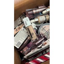 300 PCS Mix Branded Makeup (EGYPT) SRP: $7,500.00